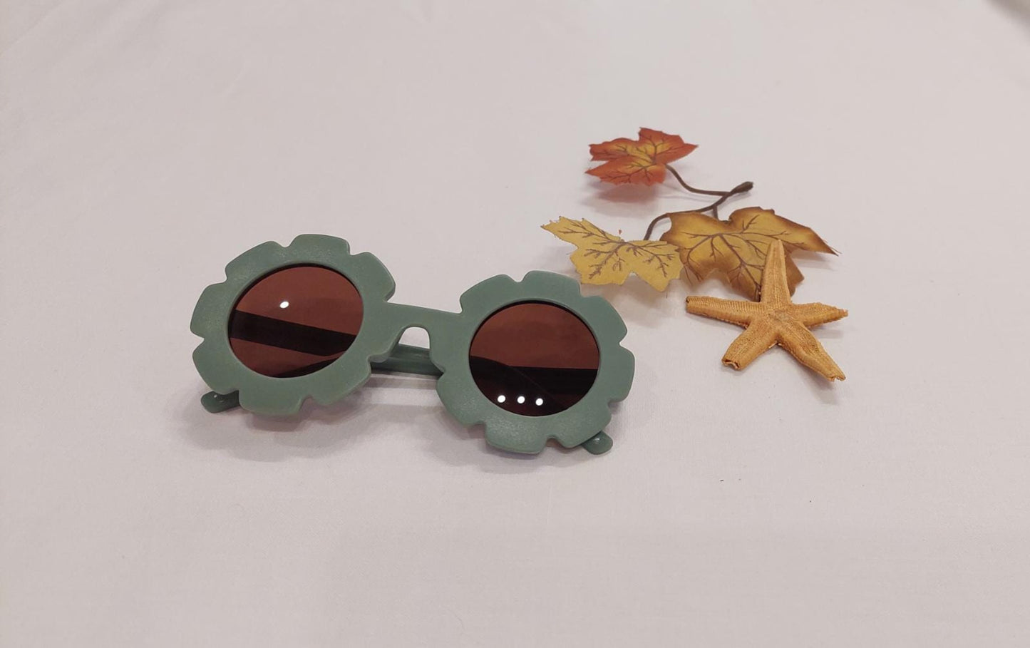 Green Flower Glasses