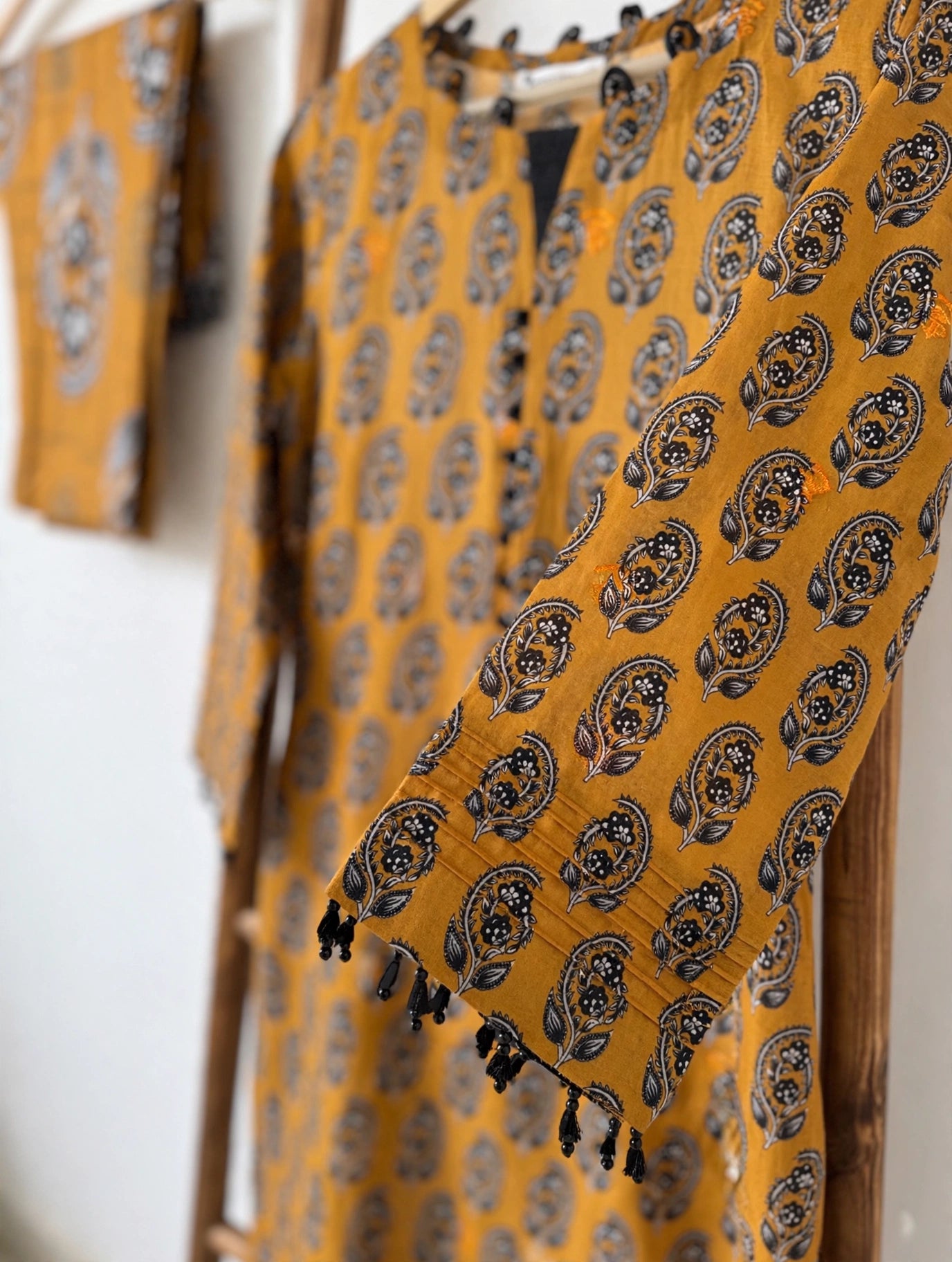 yellow Mustard -04